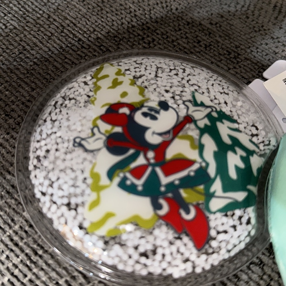 Disney Minnie and Mickey Holiday Christmas Snow Globe Ears - Picture 5 of 6